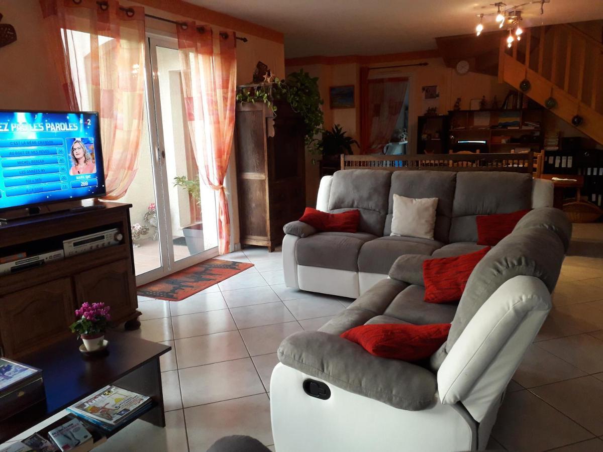 Bed and Breakfast Lauriers Roses Puisserguier Esterno foto