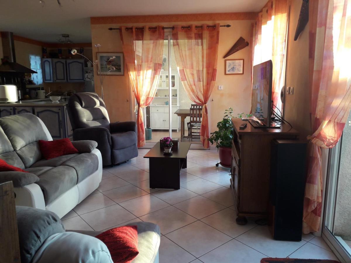 Bed and Breakfast Lauriers Roses Puisserguier Esterno foto