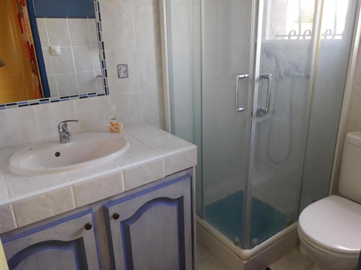 Bed and Breakfast Lauriers Roses Puisserguier Esterno foto